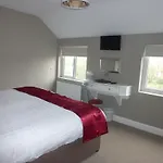 Ryan's Hotel